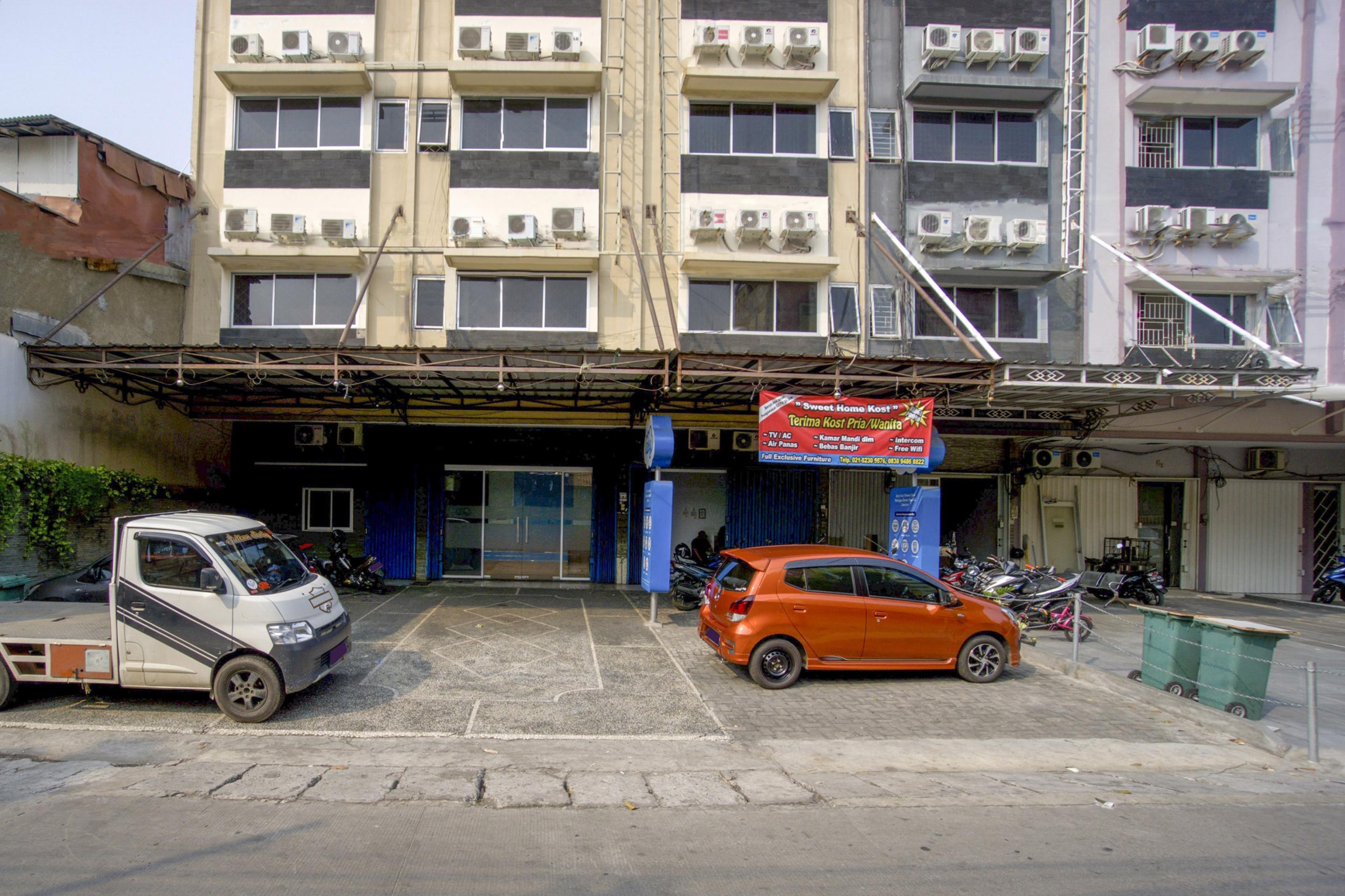 โอโย 3754 พรอสพอริตี้ แมนชั่น Hotel จาการ์ตา ภายนอก รูปภาพ